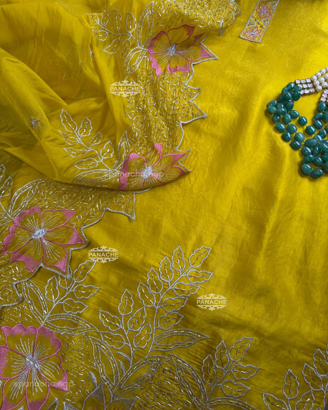 Zari glow suit set