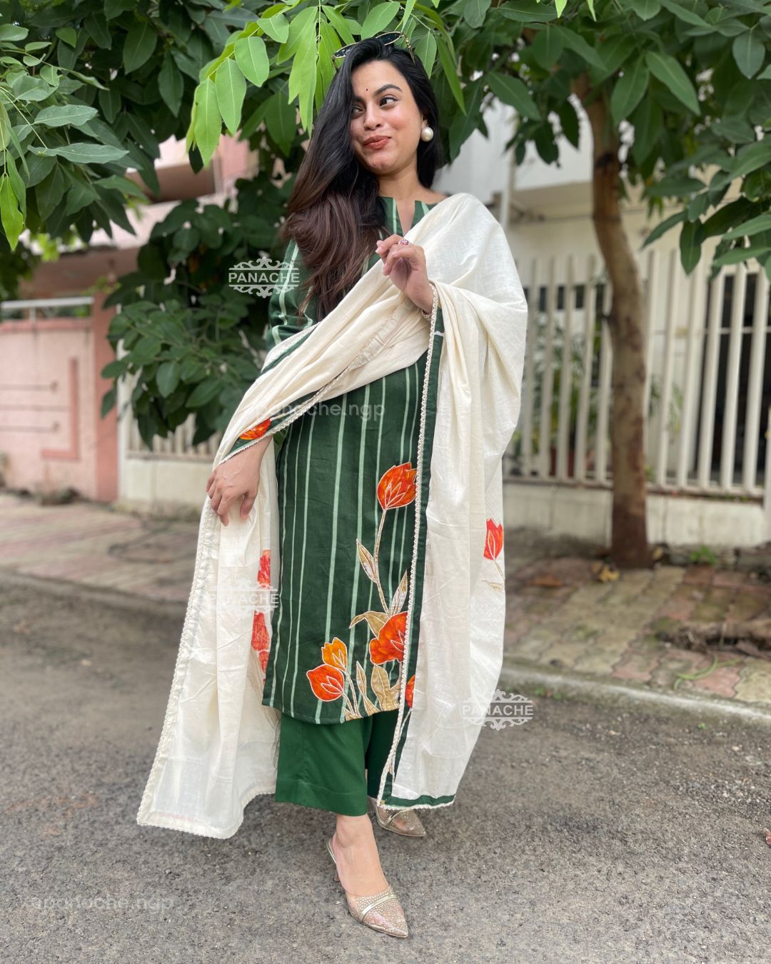 Appliqué garden mul set