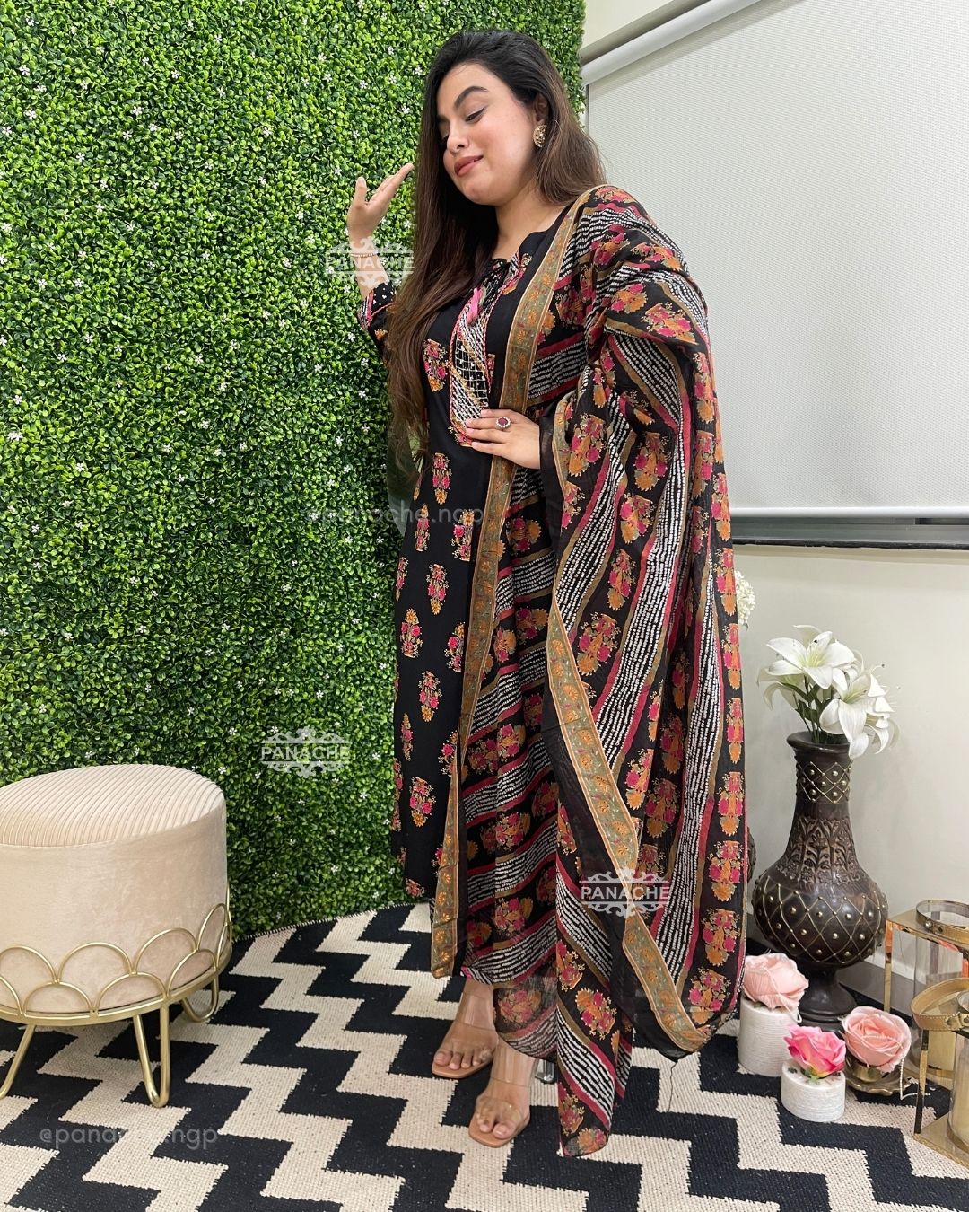 Print on print black budget set