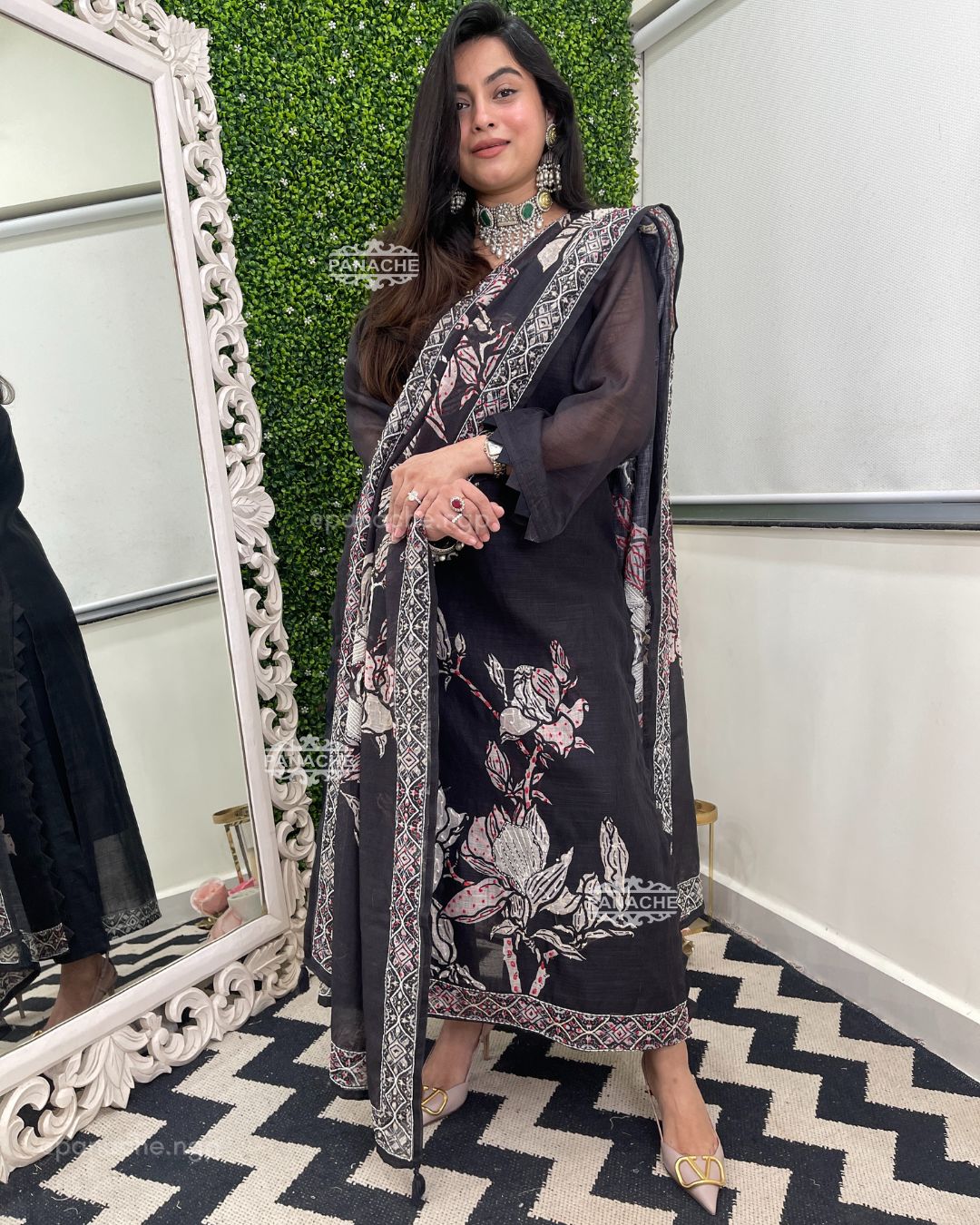 Indira katha suit set