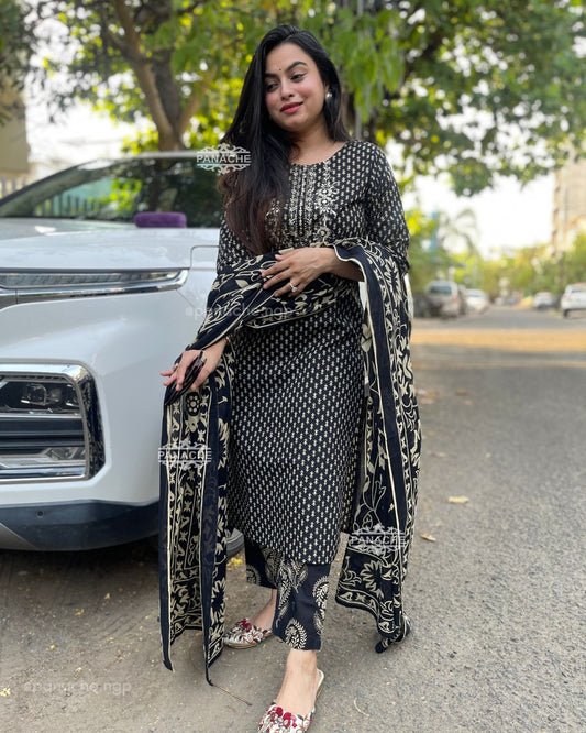 Monochrome daily wear cotton