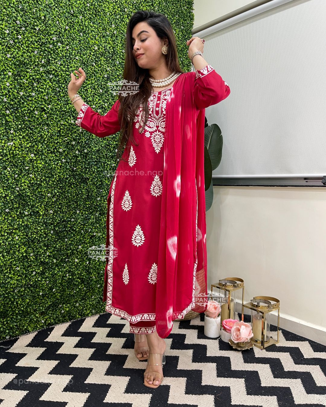 DAILY WEAR LAKHNAVI KURTA SET