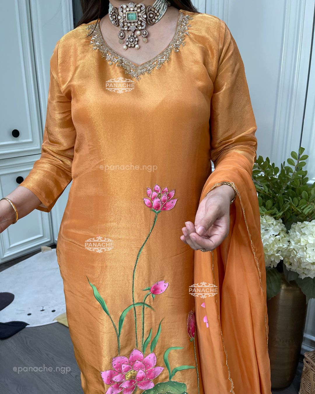 Lotus rust suit set