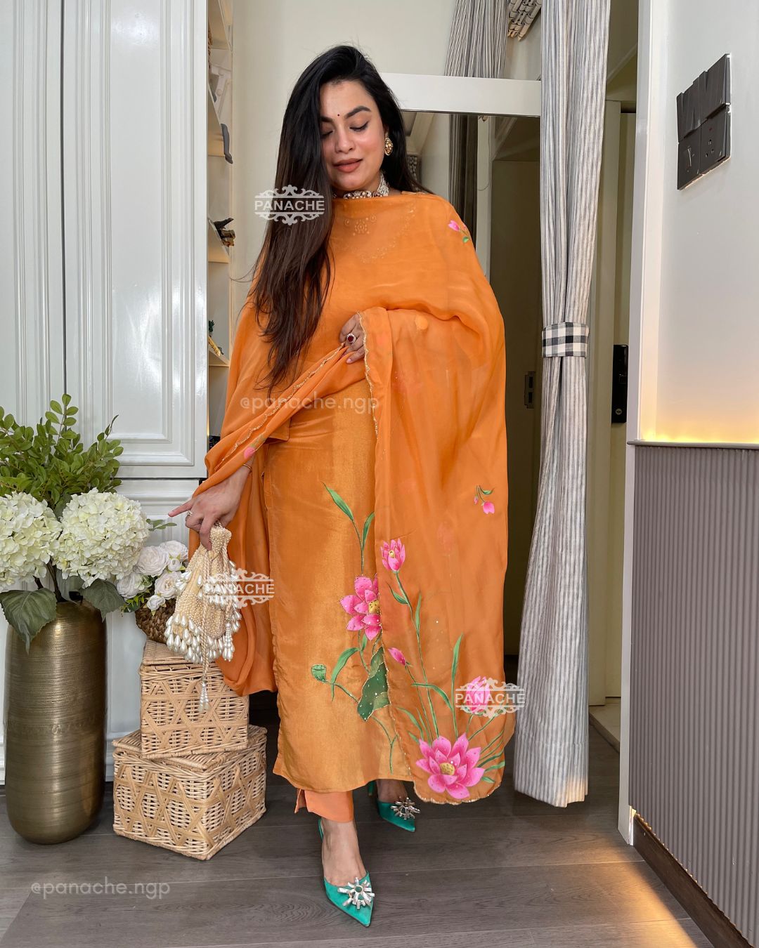 Lotus rust suit set