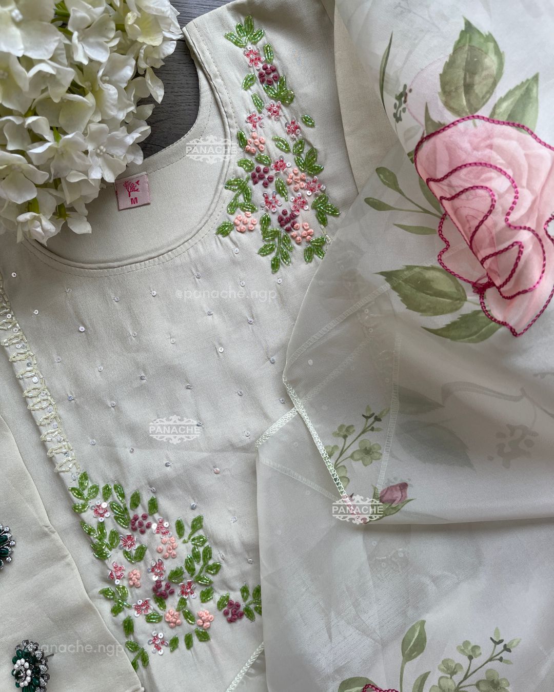 Rose & tulip garden set