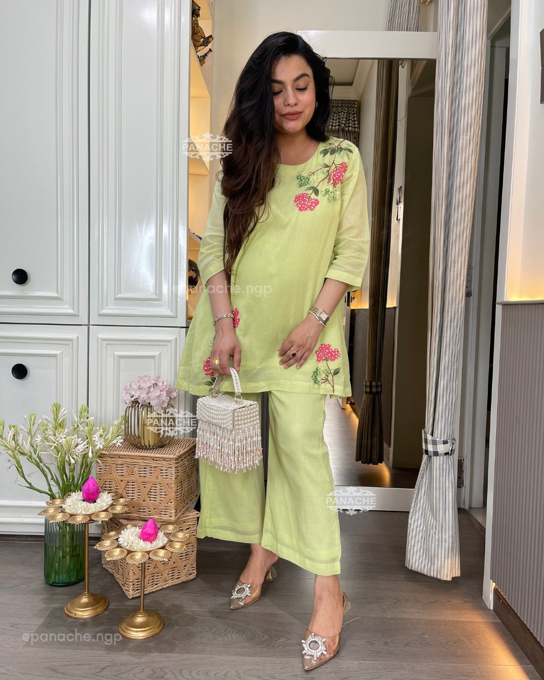 Frenchknot floral embroidery coord