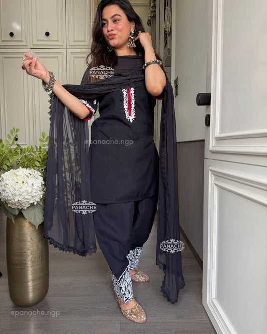 Monochrome farshi cottons