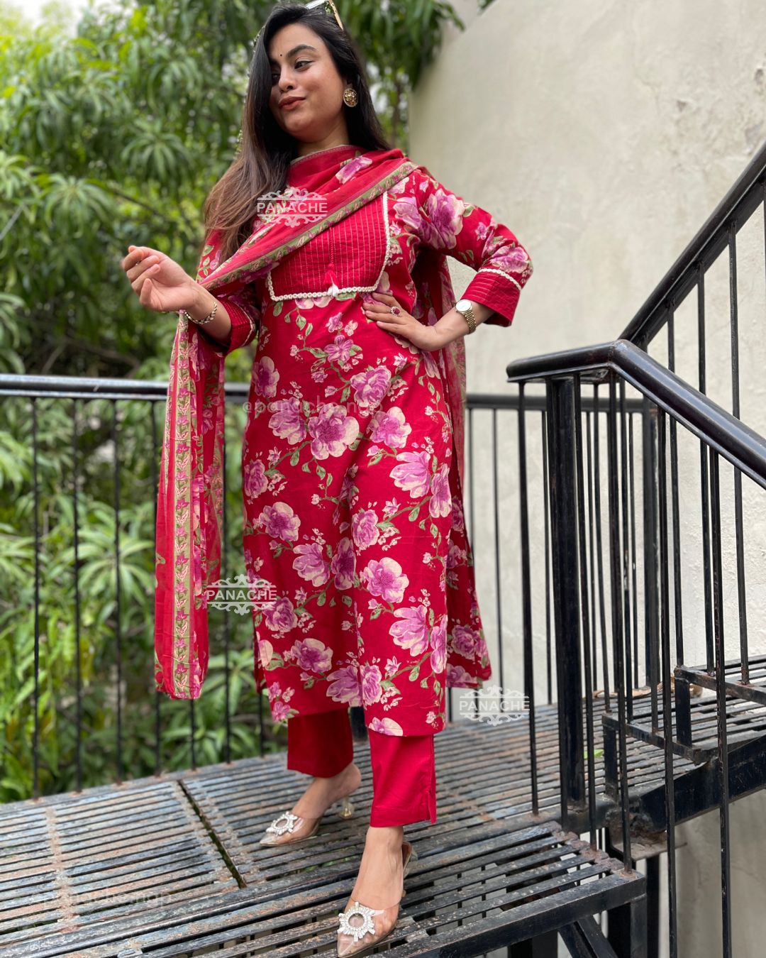 Bright floral summer budget sets