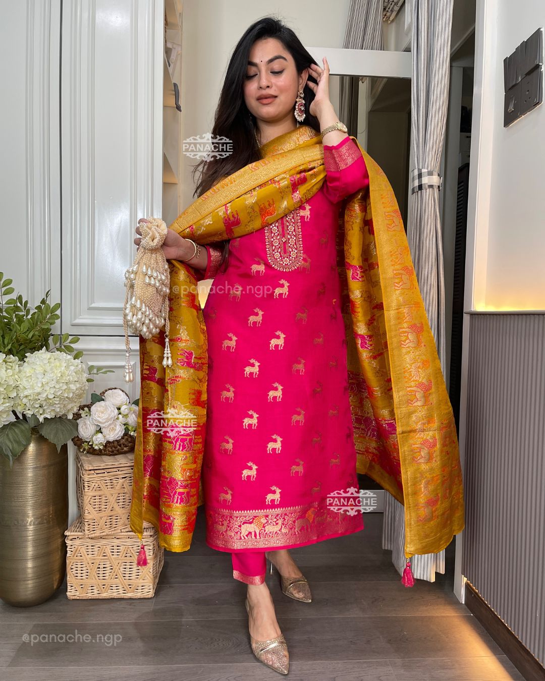 Akshaya zari set
