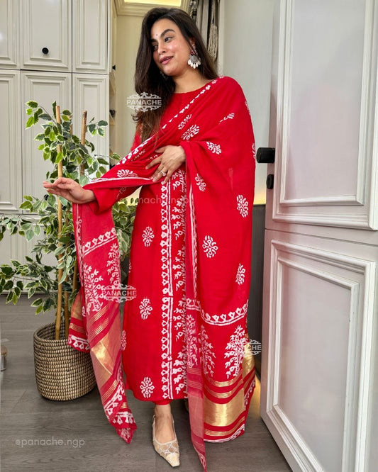 Gajji baatiks with mirror earrings
