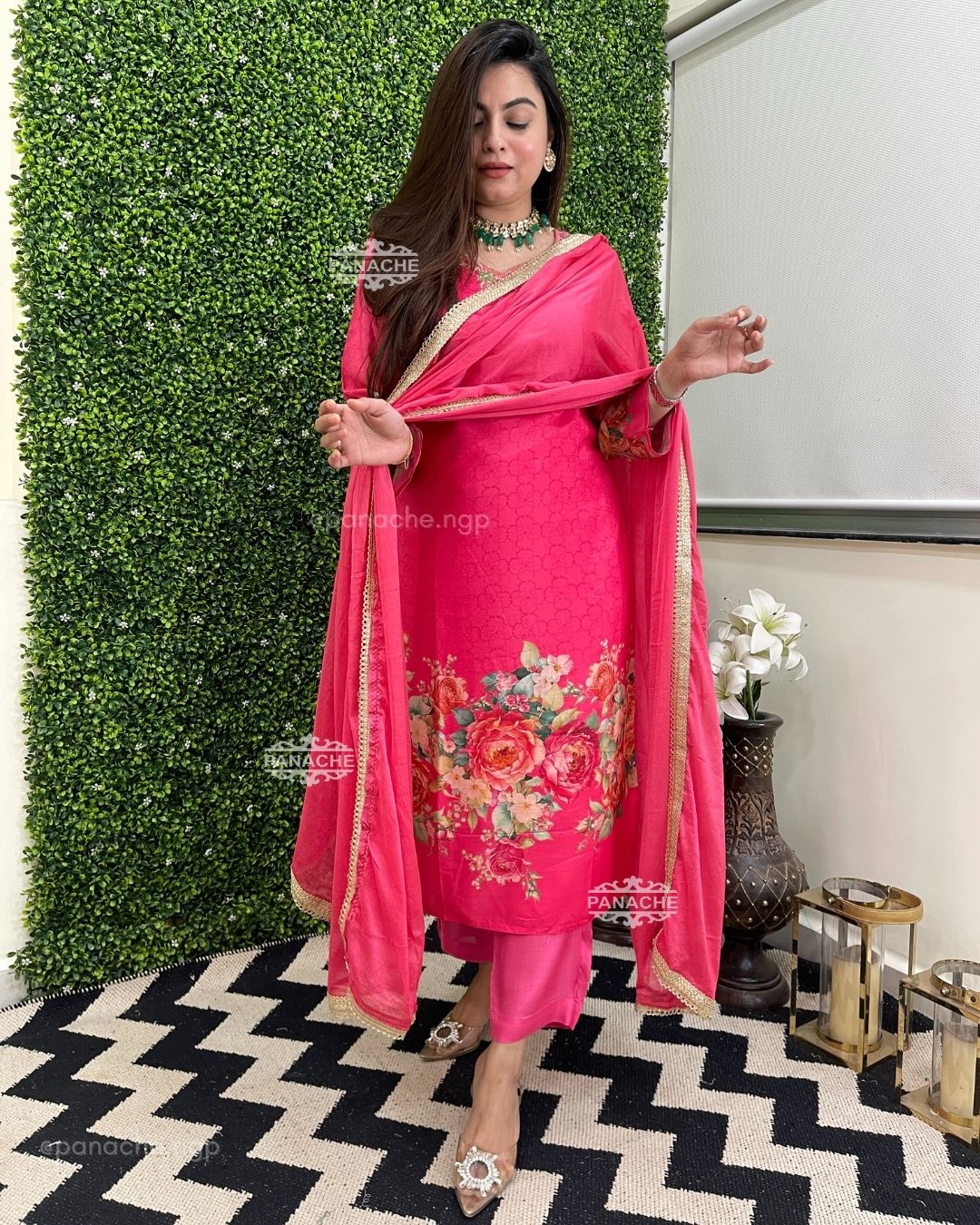 Soft muslin pink set!