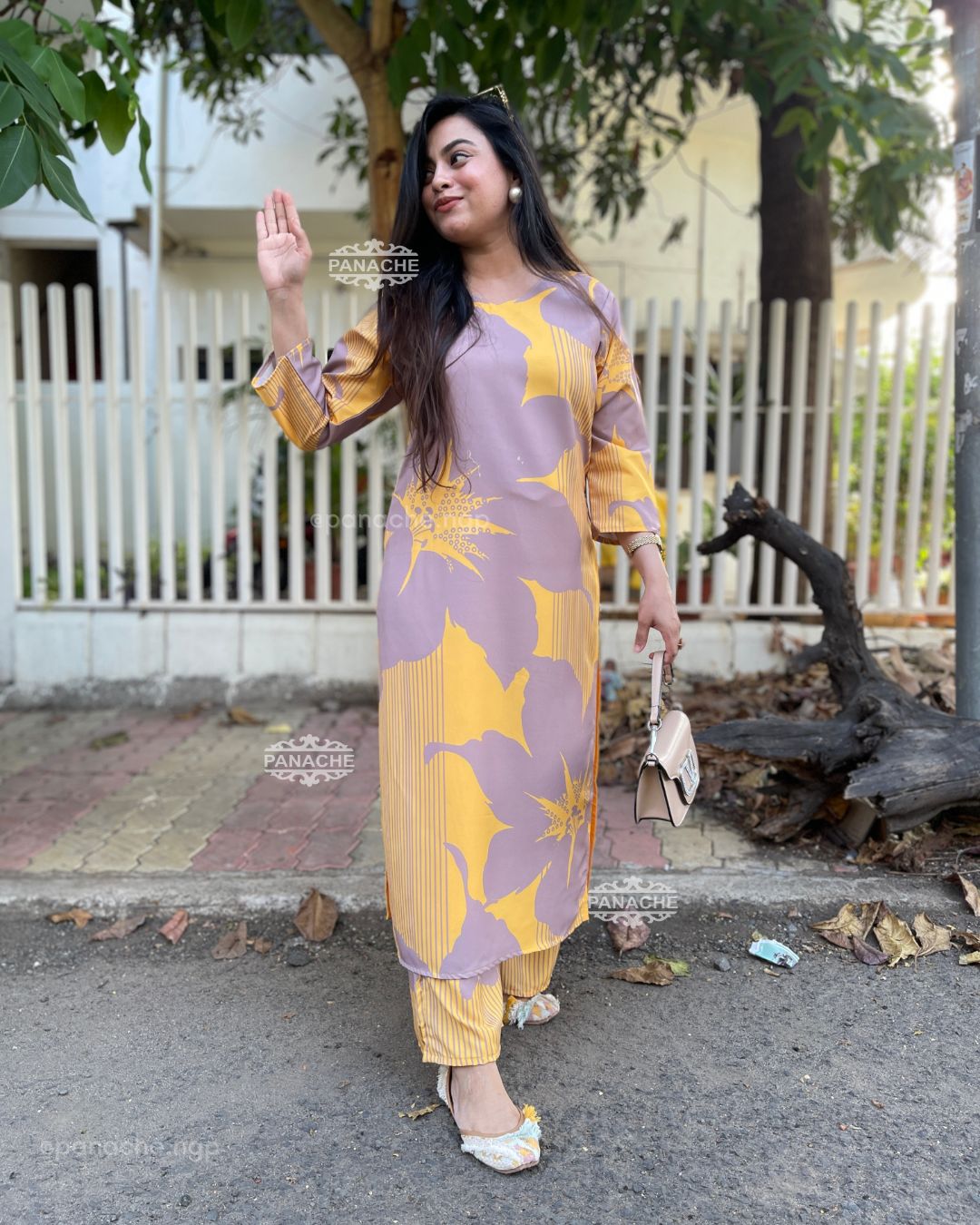 Lilac floral set