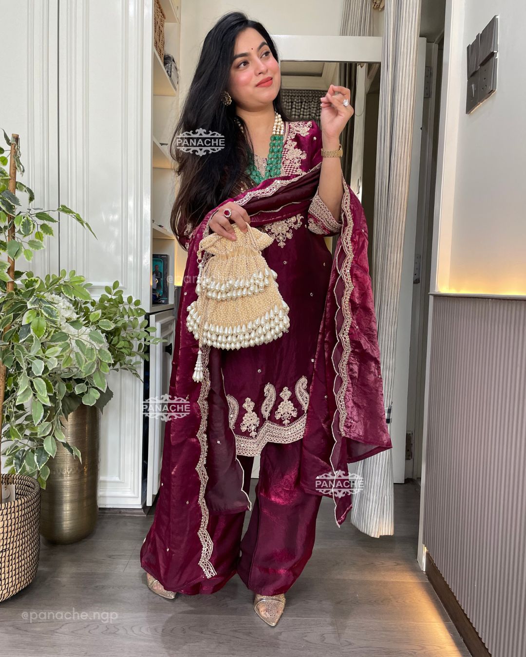 Wine party wear set