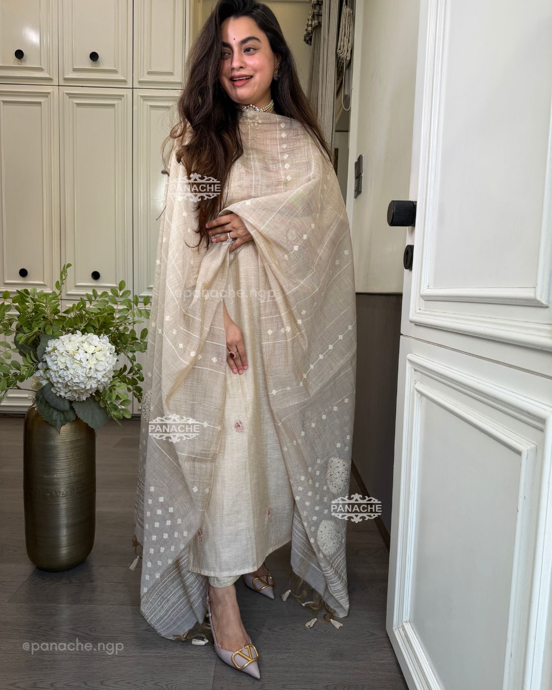 Ivory garden set
