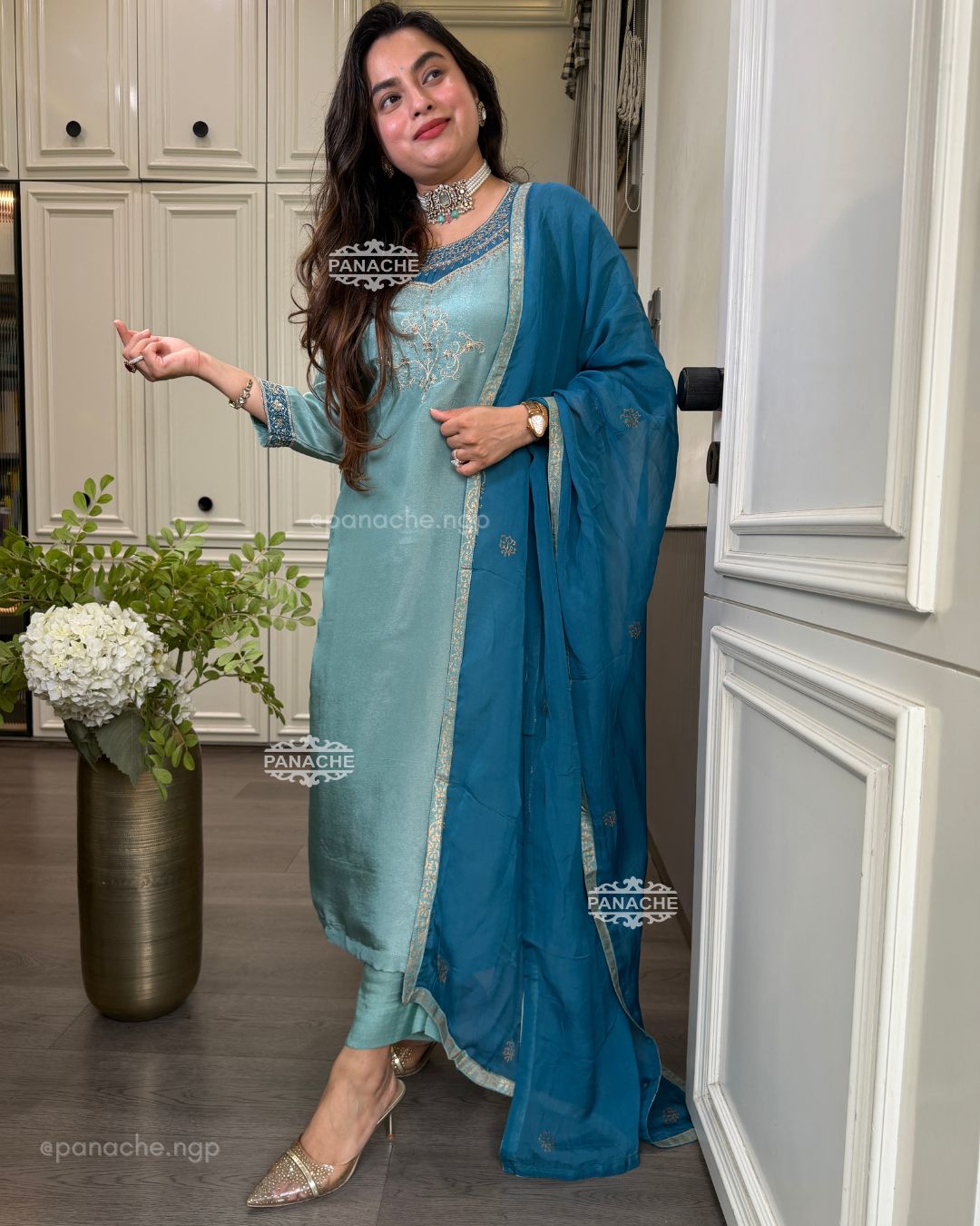 Neerja festive set