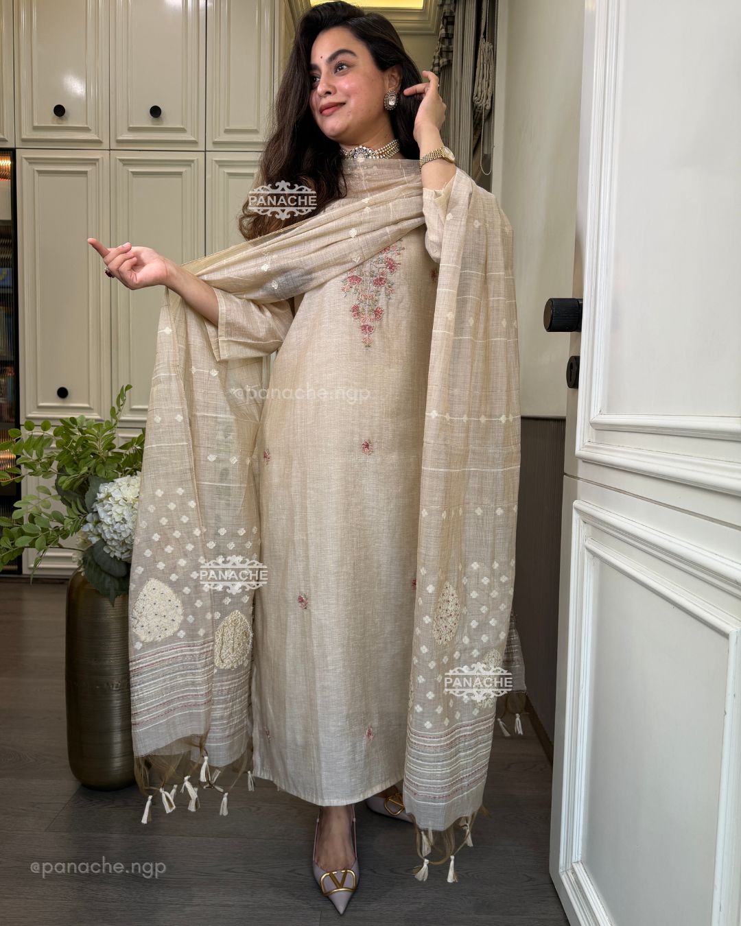 Ivory garden set