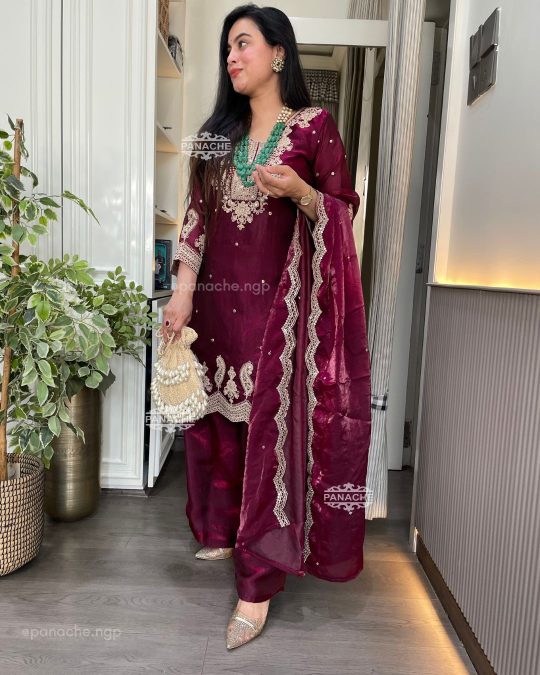 Wine party wear set