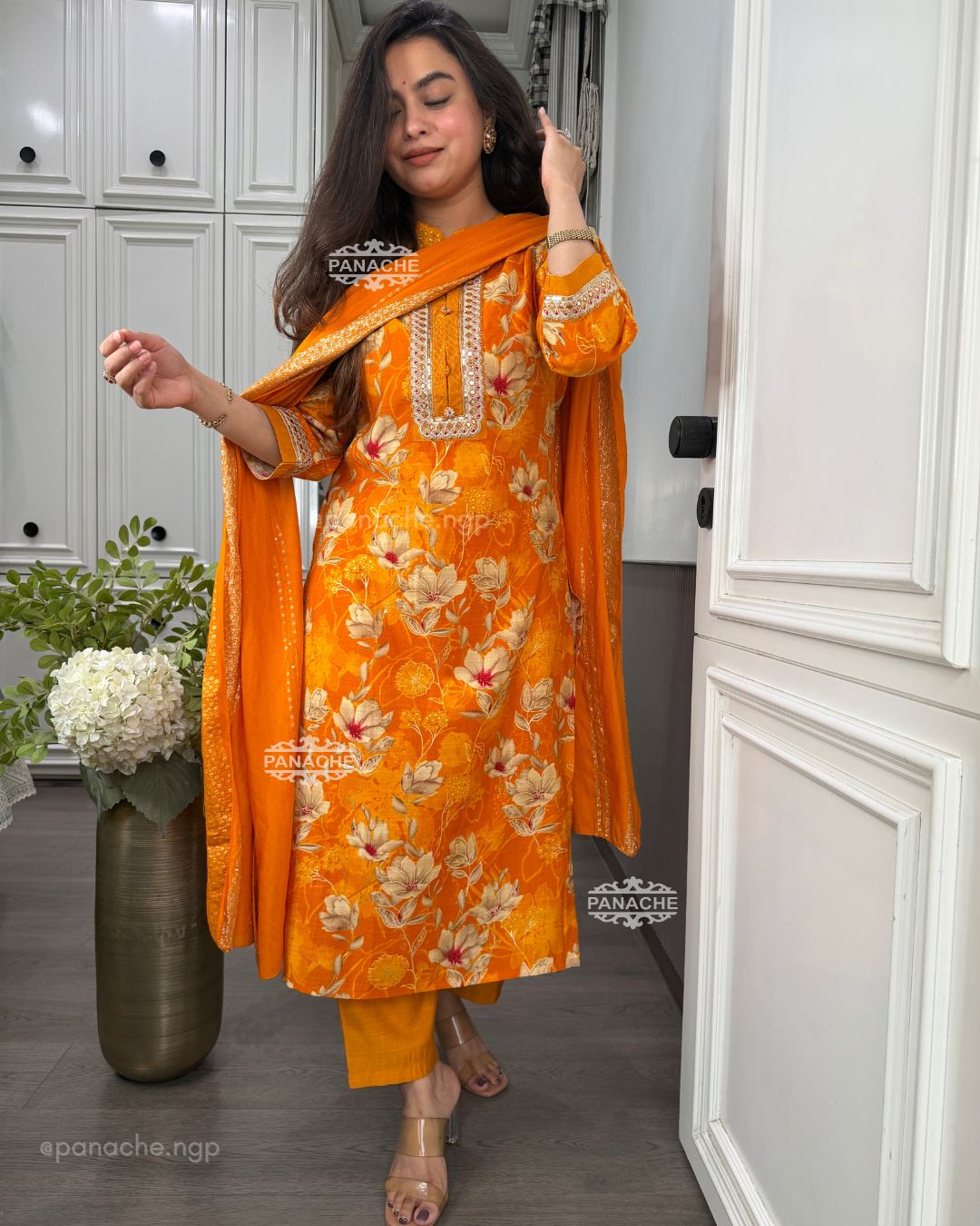 Bright budget sets