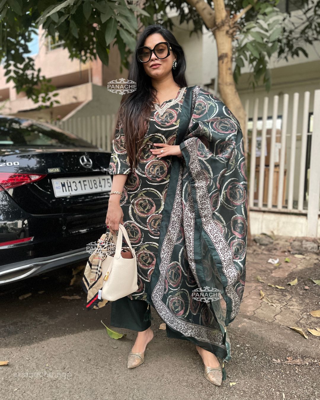 Printed semiformal budget range