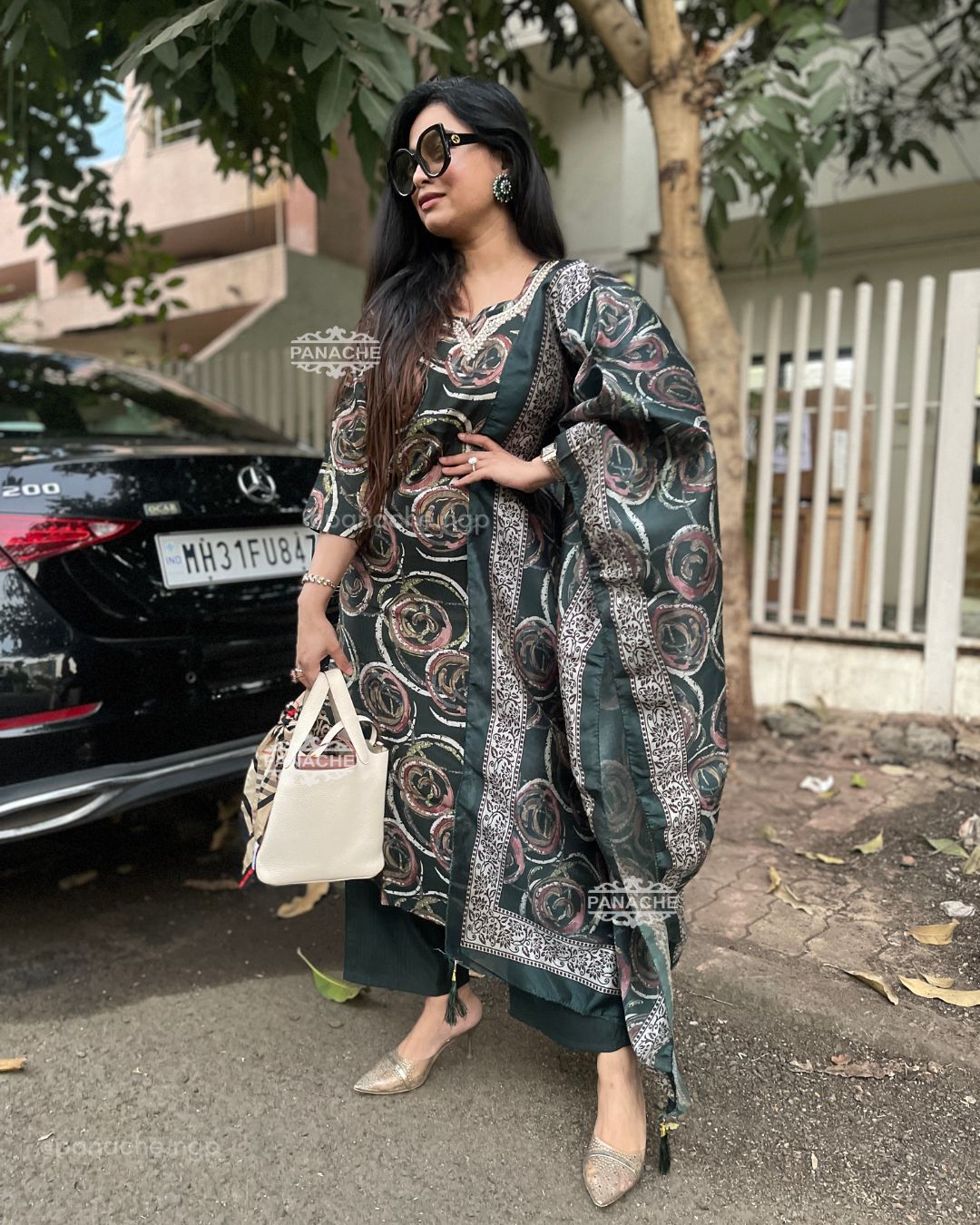 Printed semiformal budget range