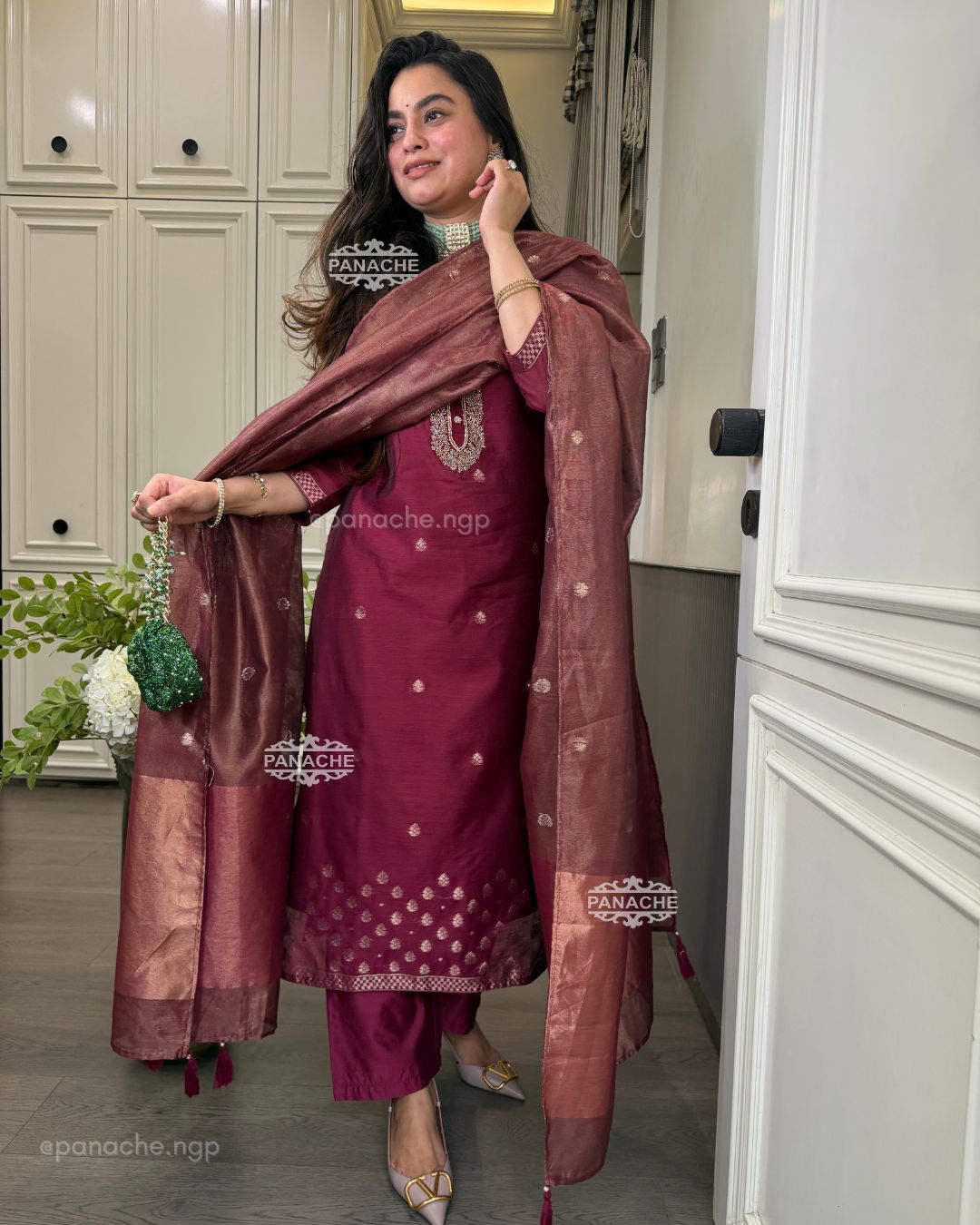 Ishani suit set