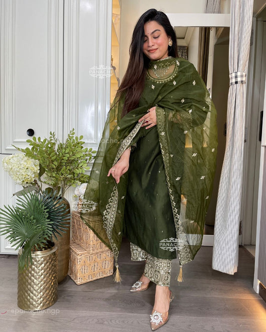 Olive Pittan set