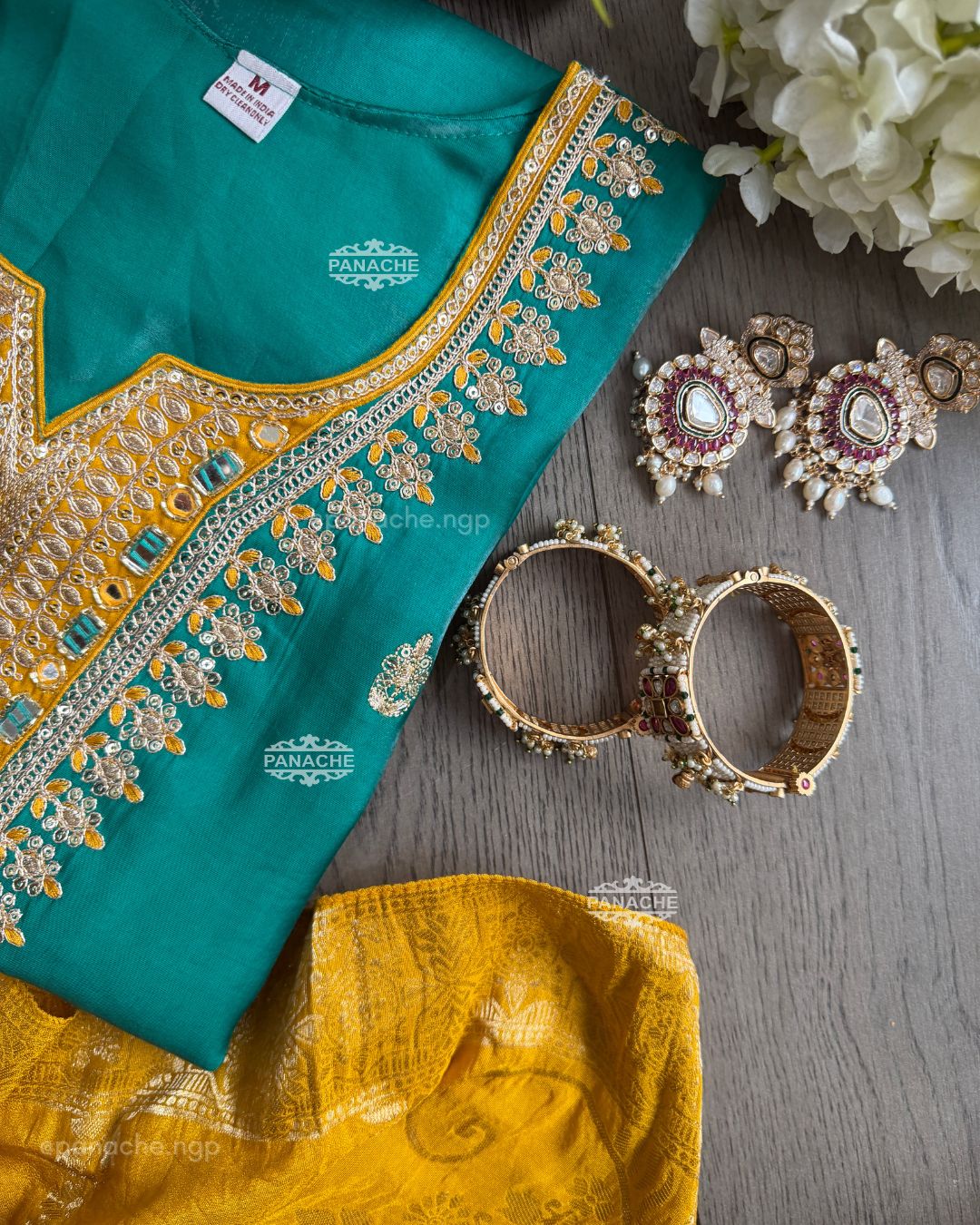Heavy budget partywear set
