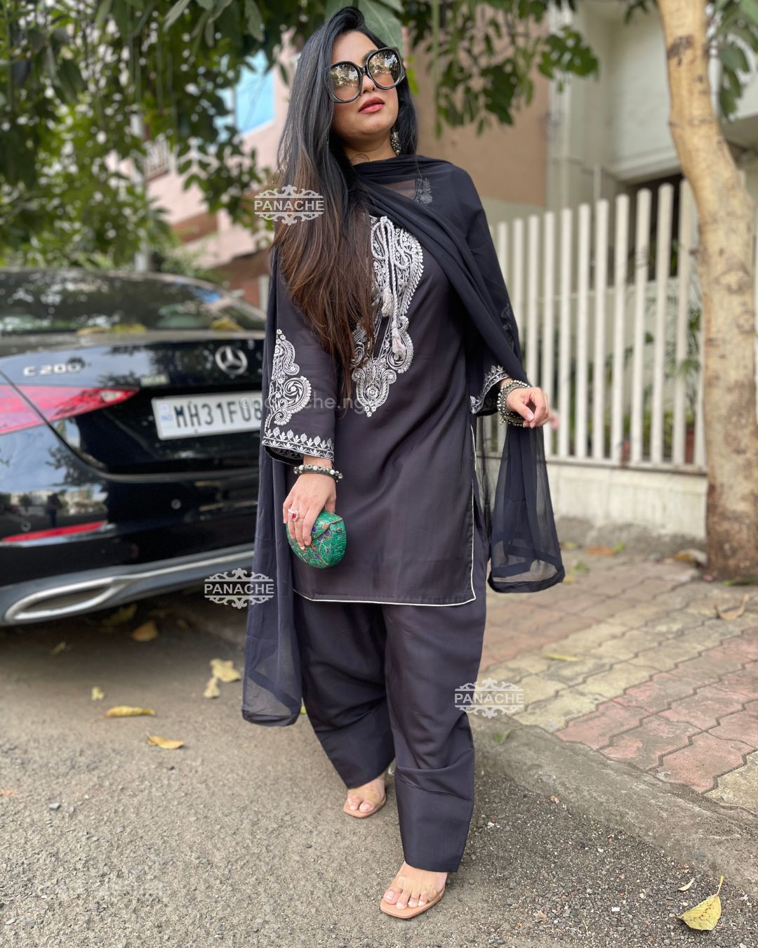 Kajal Farshi suit set