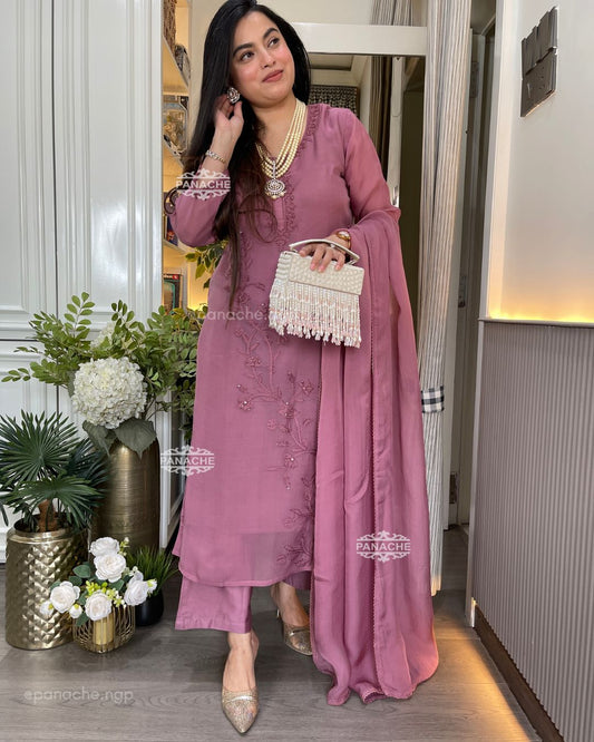 Amsuli orgenza suit set