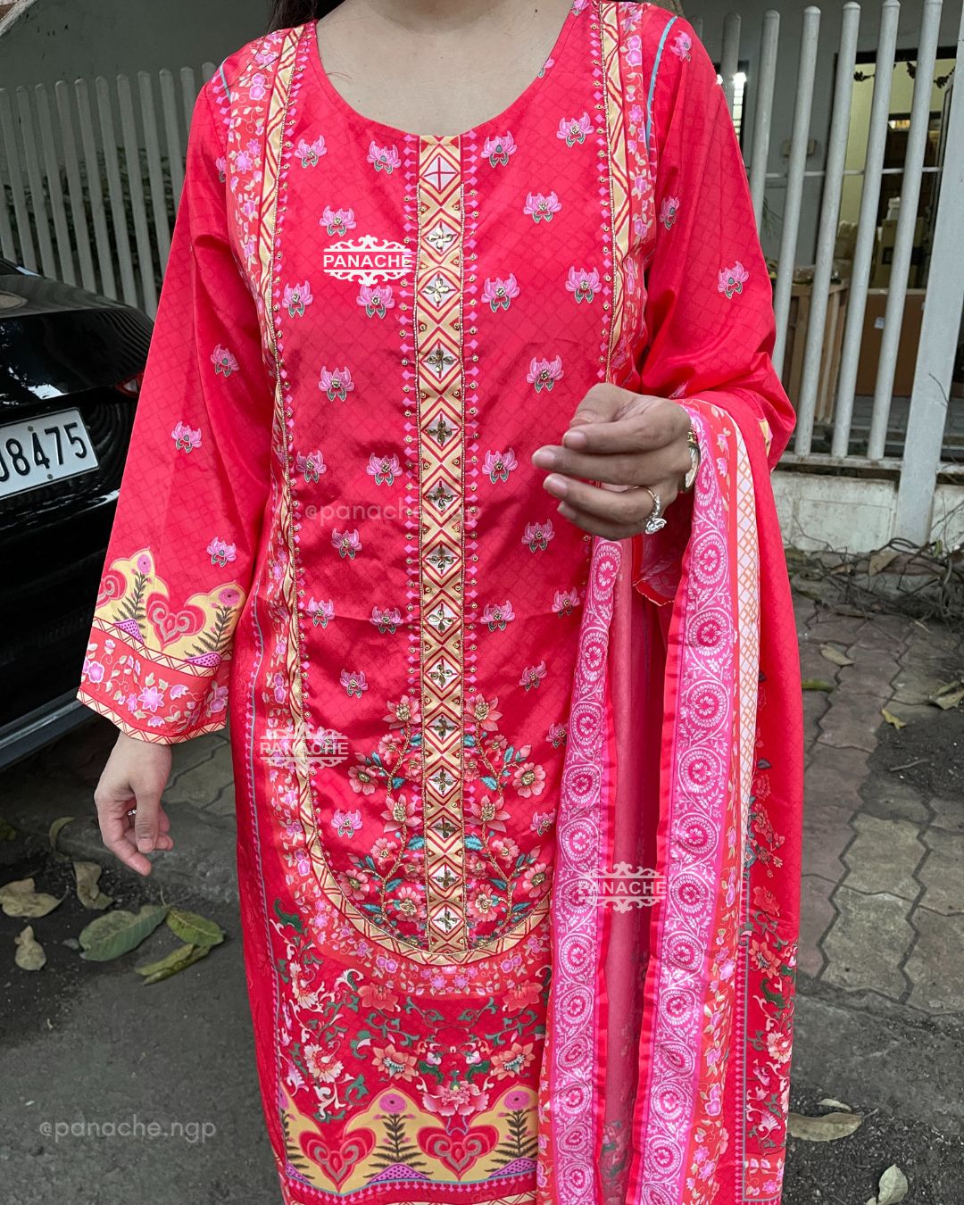 Print in print budget suit set