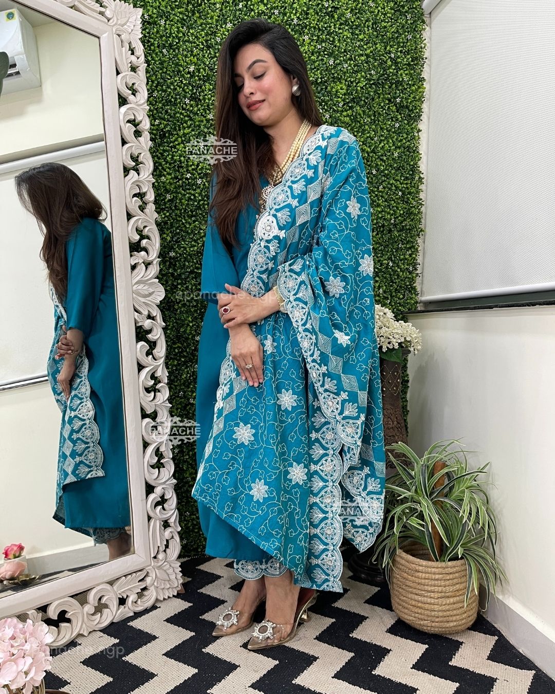 A fulkari inspired Noori budget set