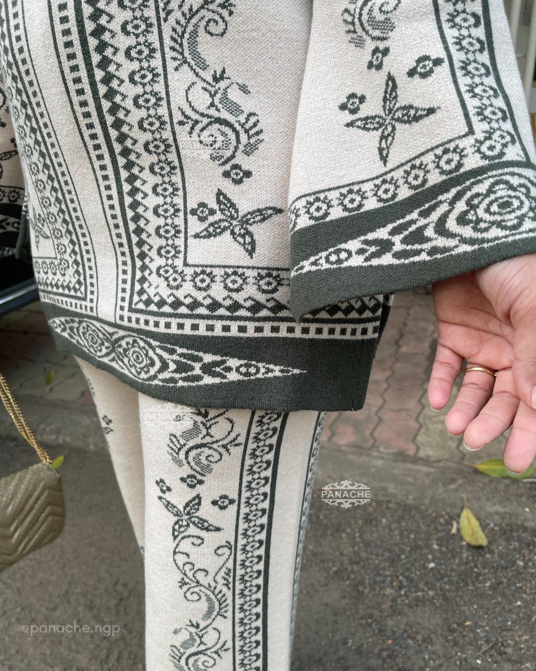 Abstract woollen knitt coord