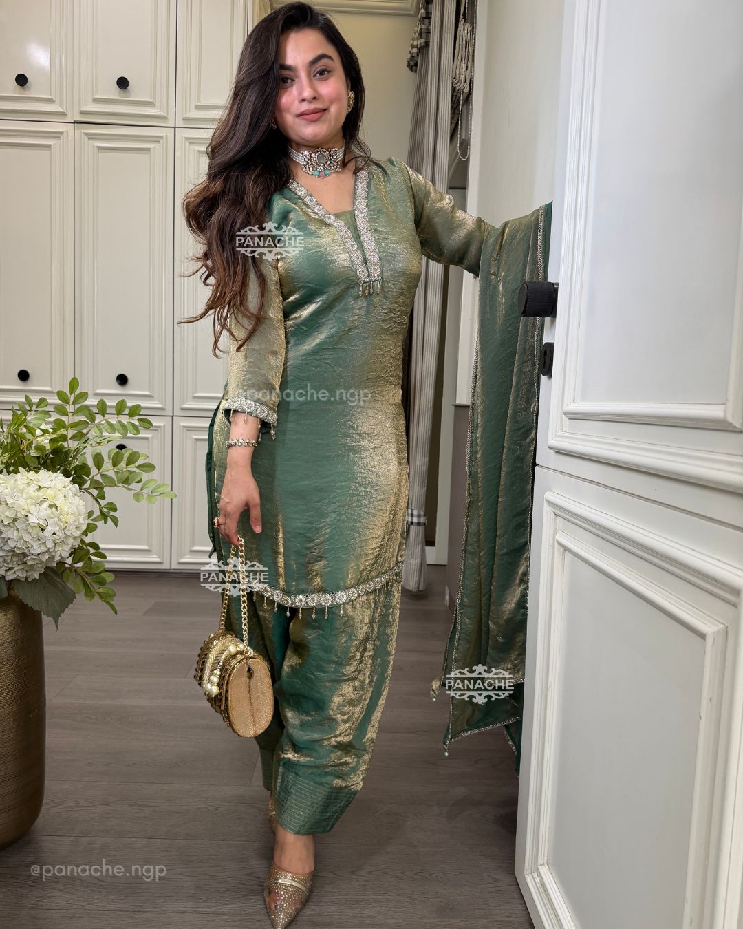 Adaa farshi salwar set