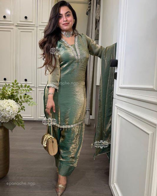 Adaa farshi salwar set
