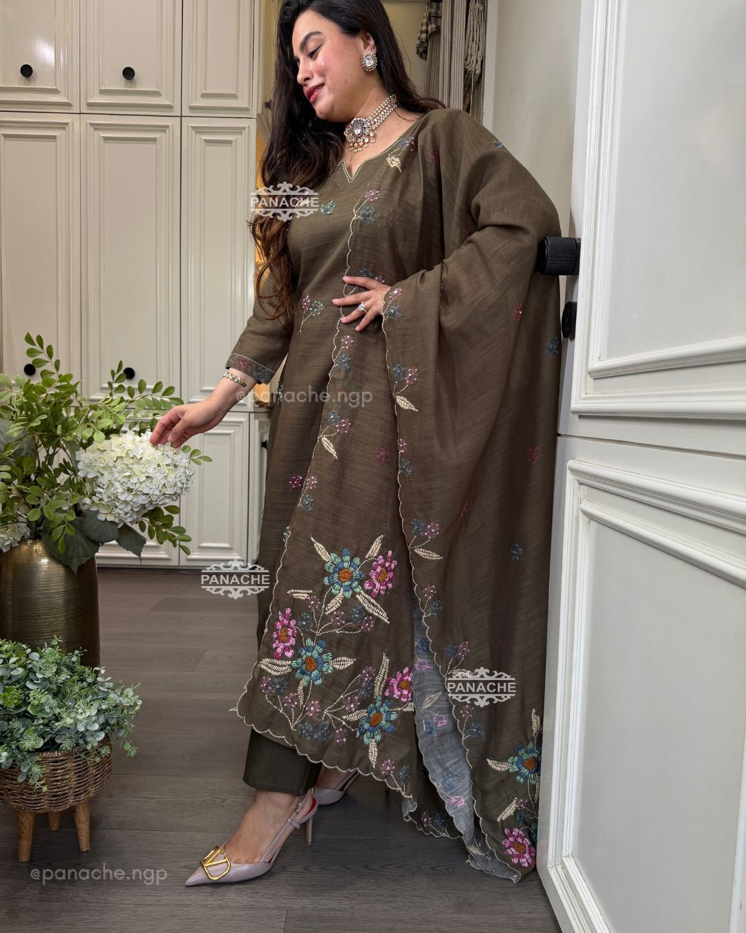 Katha heritage suit set