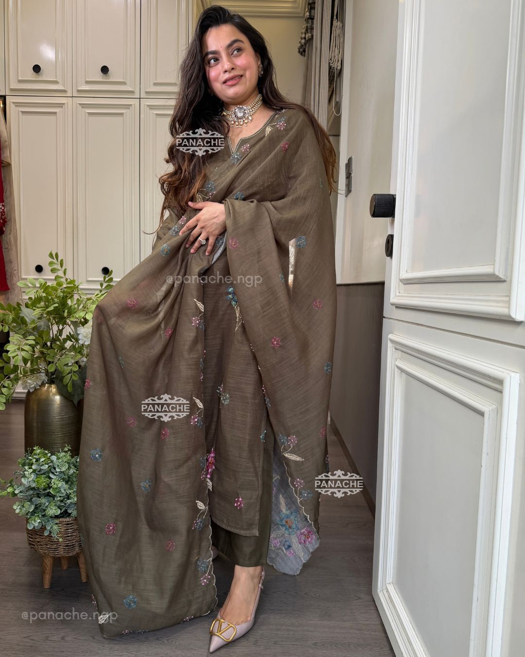 Katha heritage suit set