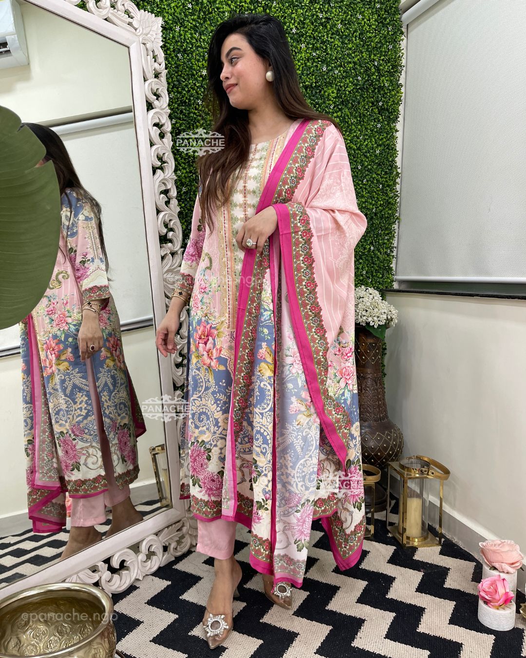 Karachi baby pink set