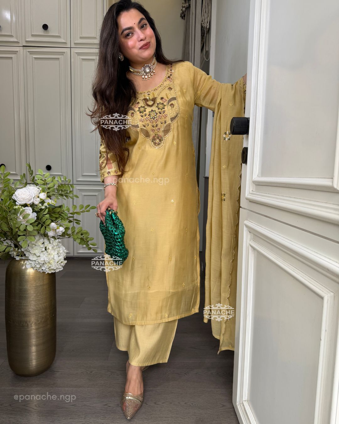 Elara semiformal Plaso suits set
