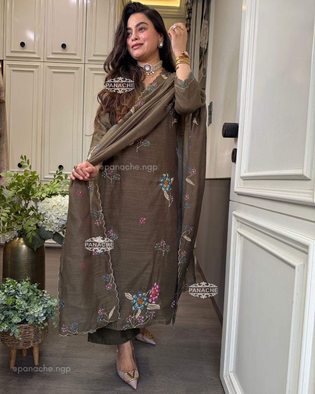 Katha heritage suit set