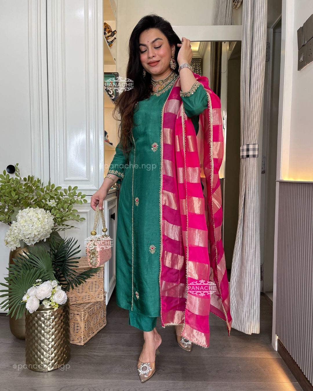 Panha green suit set