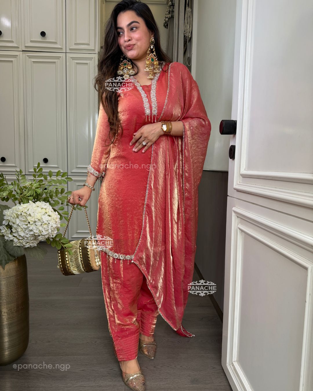 Adaa farshi salwar set