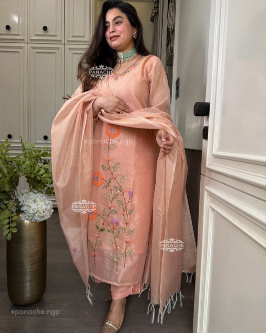 Aabroo katha suit set