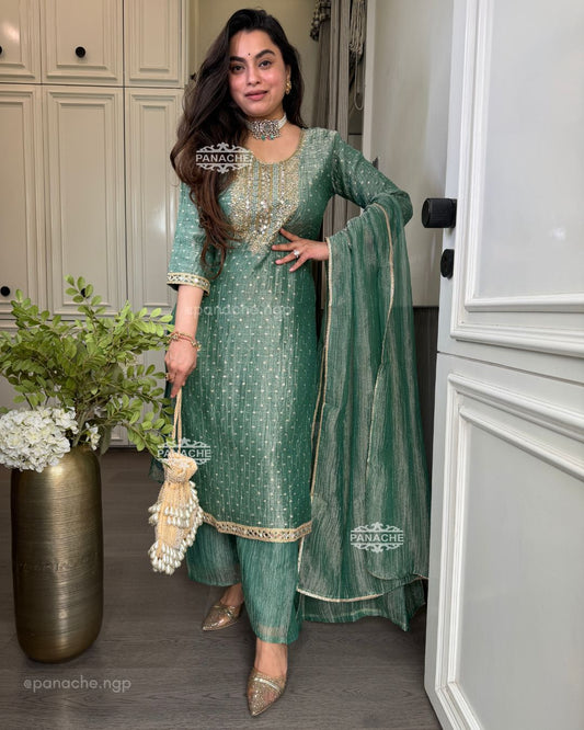 Zari glow suit set