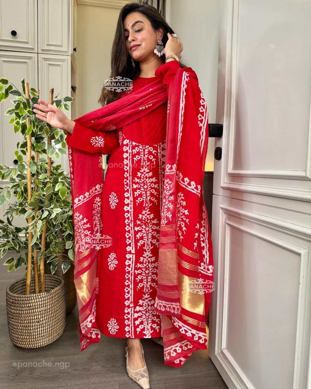 Gajji baatiks with mirror earrings