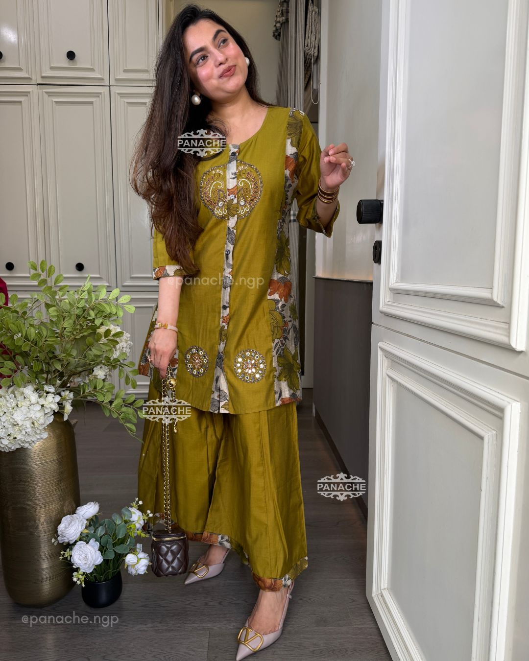 Floral mirror work coord
