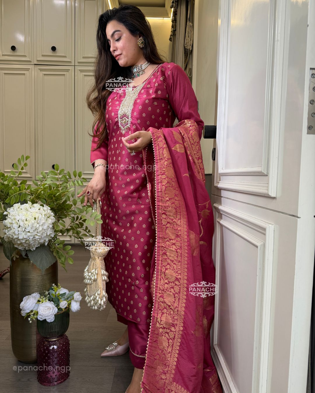 Butti Banarasi sets