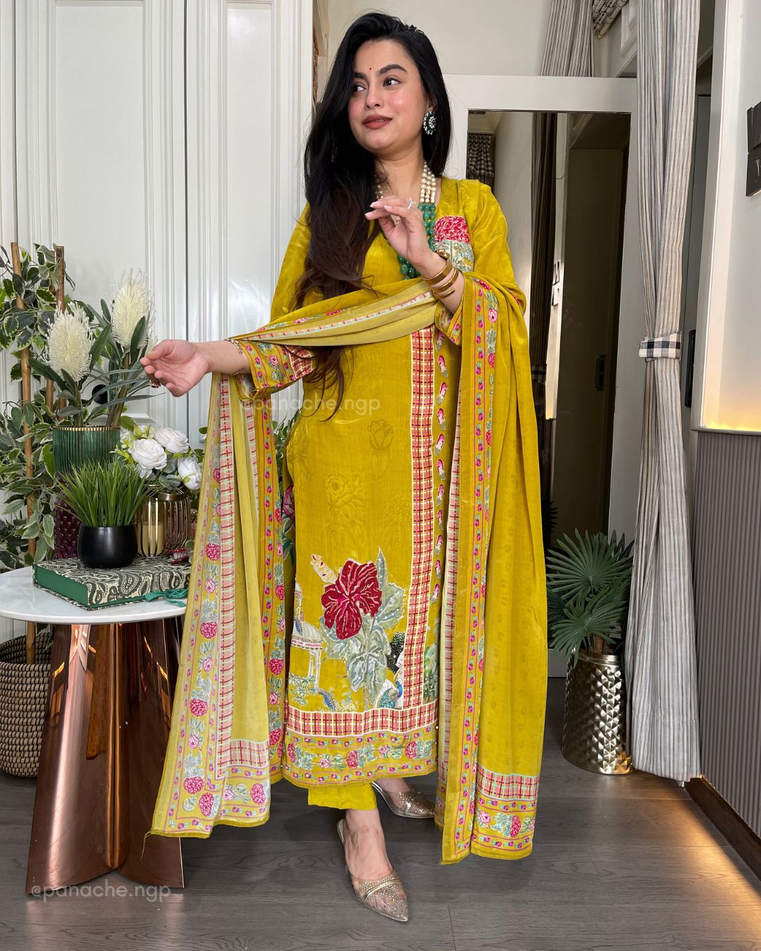 Sunshine floral crepe suit