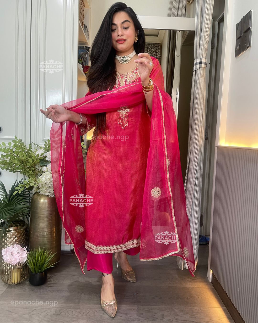 Dhup and chao gajari set