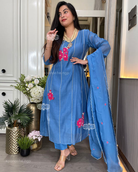 Appliqué floral blue set