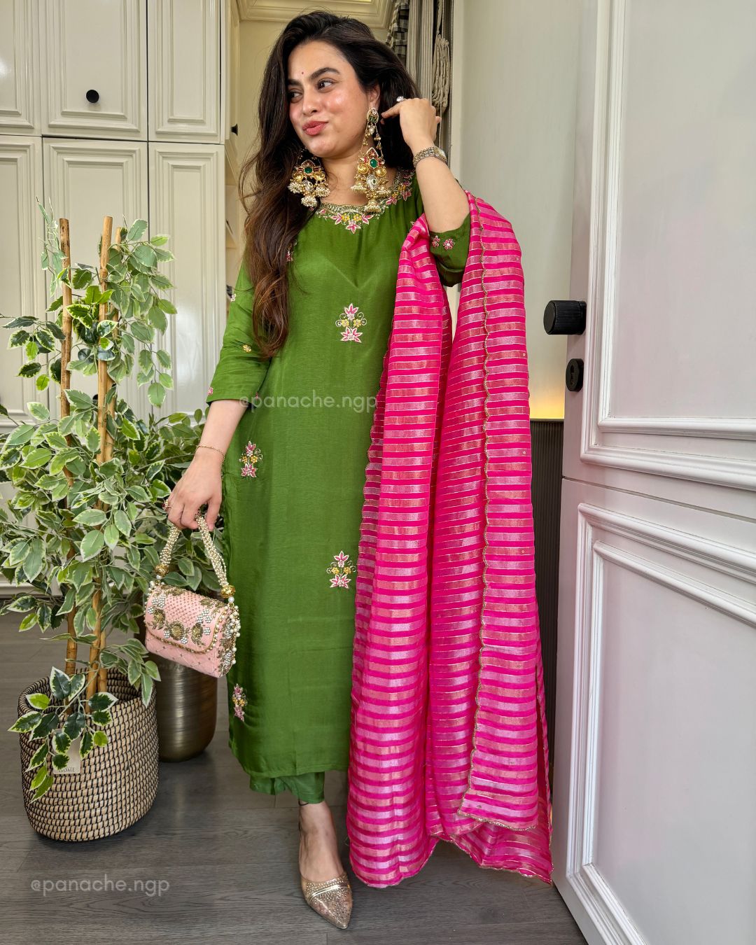 Mehendi gulabo set